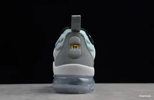 PLUS 924453-101 WHITE FIERCE PURPLE VAPORMAX 0612